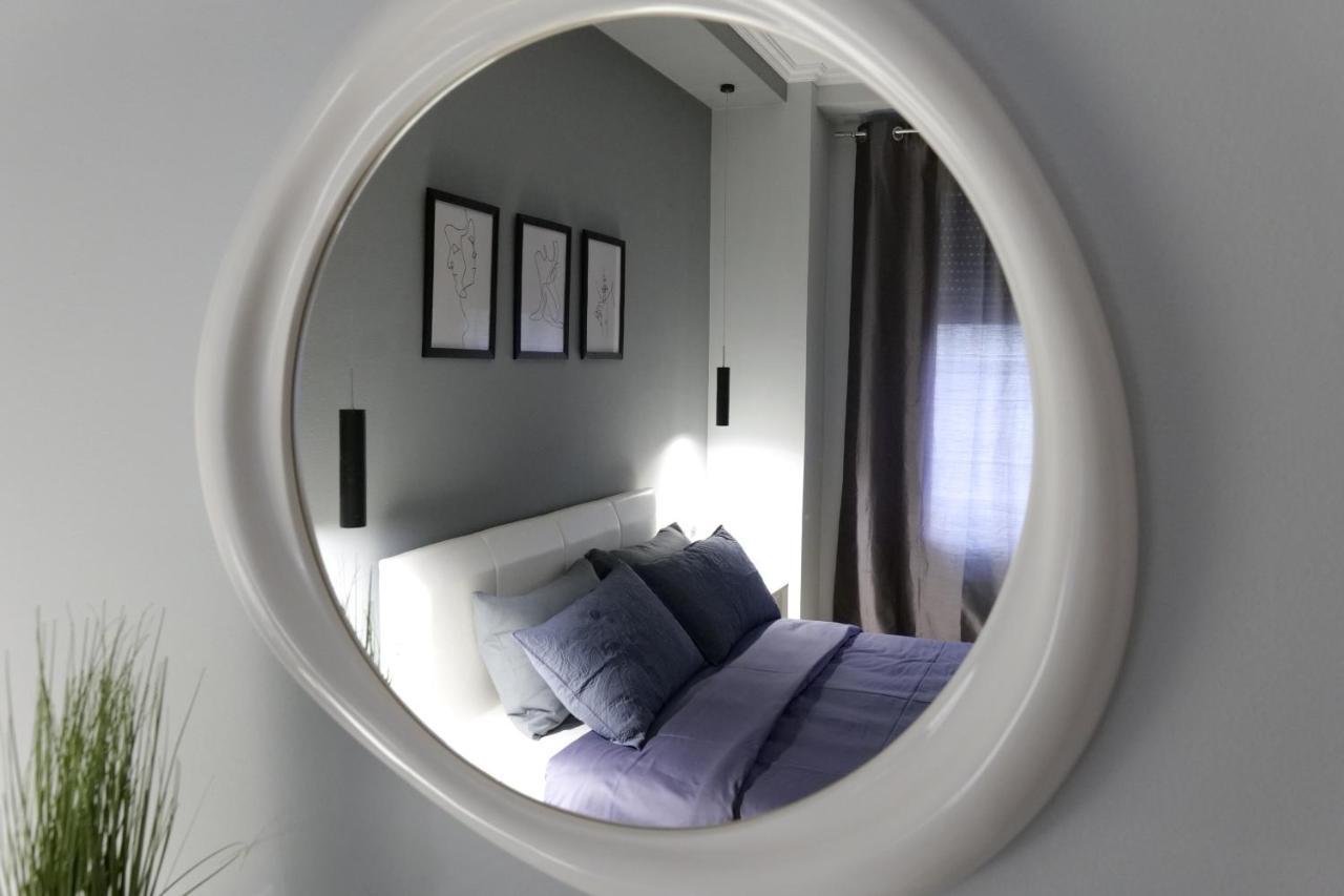 Luxury Condo In Tirana Exterior photo